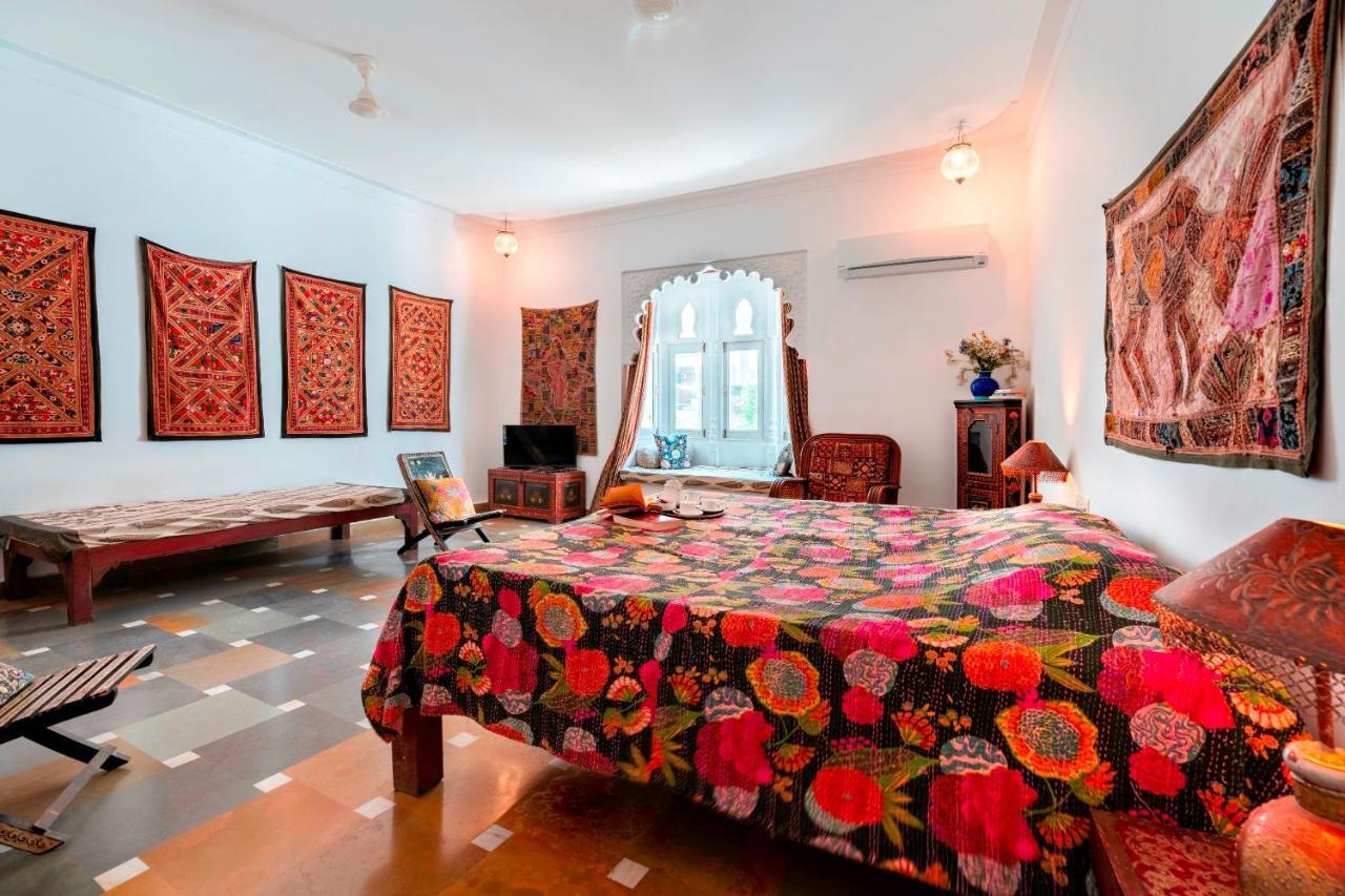 Hotel Hibiscus Udaipur Exterior foto